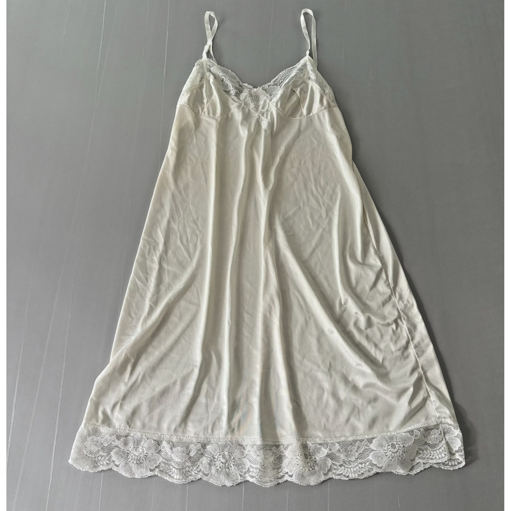 Kayser Lace Trim Full Slip White Vintage Lingerie Nightgown Made in USA sz M